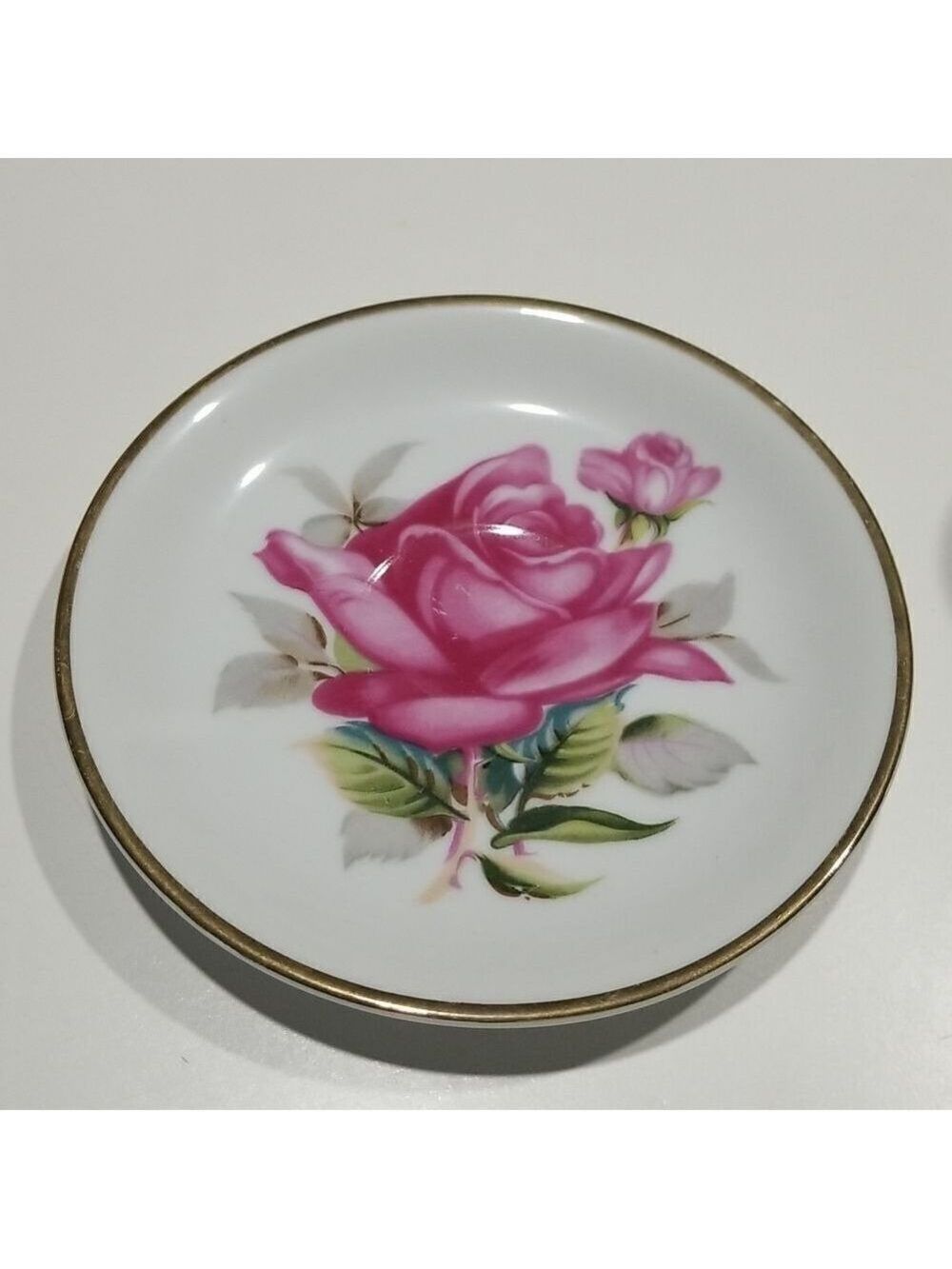 Vintage China Tea Cup and Saucer - Picture 2 of 5